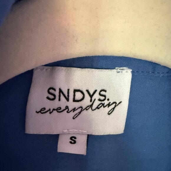 SNDYS Pool Cover Up / Button Up - US Womens S - Picture 5 of 5